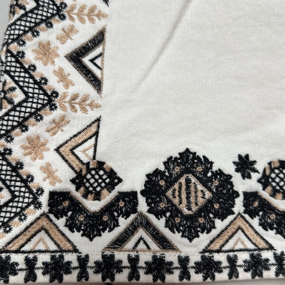 Anthropologie Embroidered Jean Skirt Size 2 - Picture 4 of 4